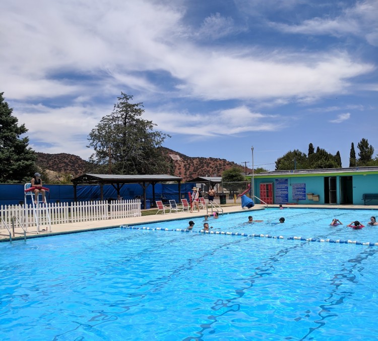 bisbee-swimming-pool-photo